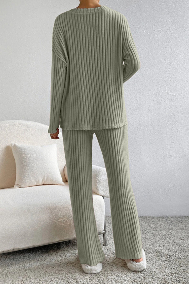 Sofia | Ribbed V-Neck Top and Pants Set
