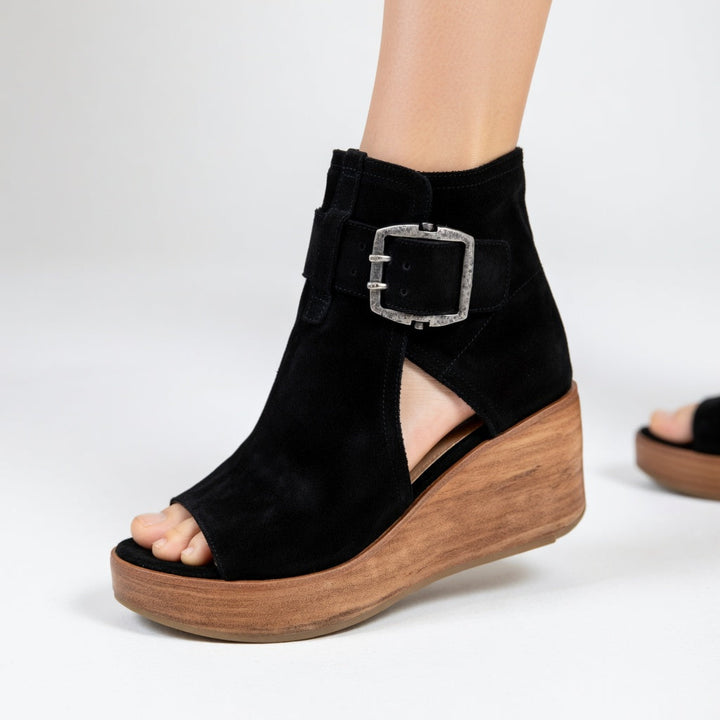 Orélisse | Open wedge booties modern style
