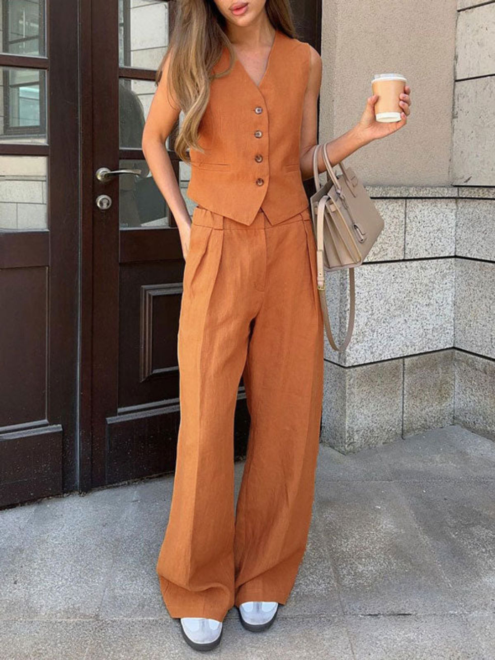 Lila | V-neck Pleated Wide-leg Pants Suit