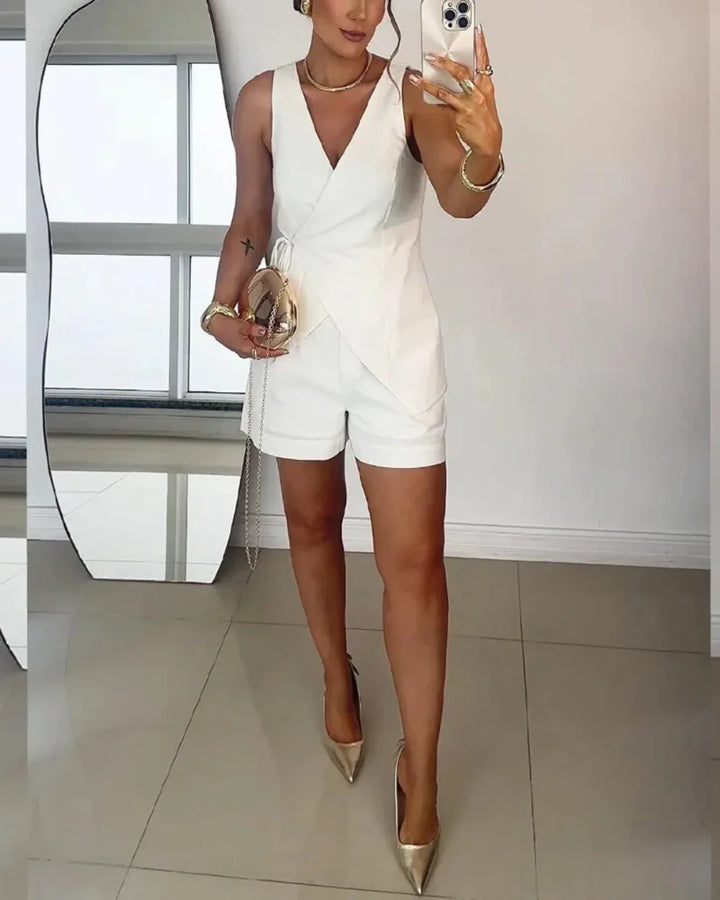 Lila | Linen V-neck Top and Shorts Set