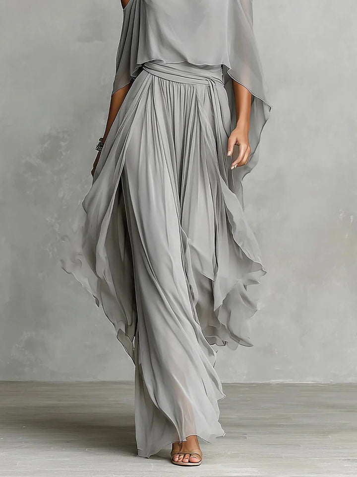Isabela | Fluid grey set with shoulder strap top and lightweight pants